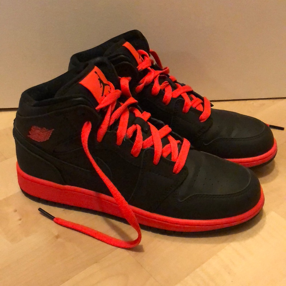High top Nike Air Jordans